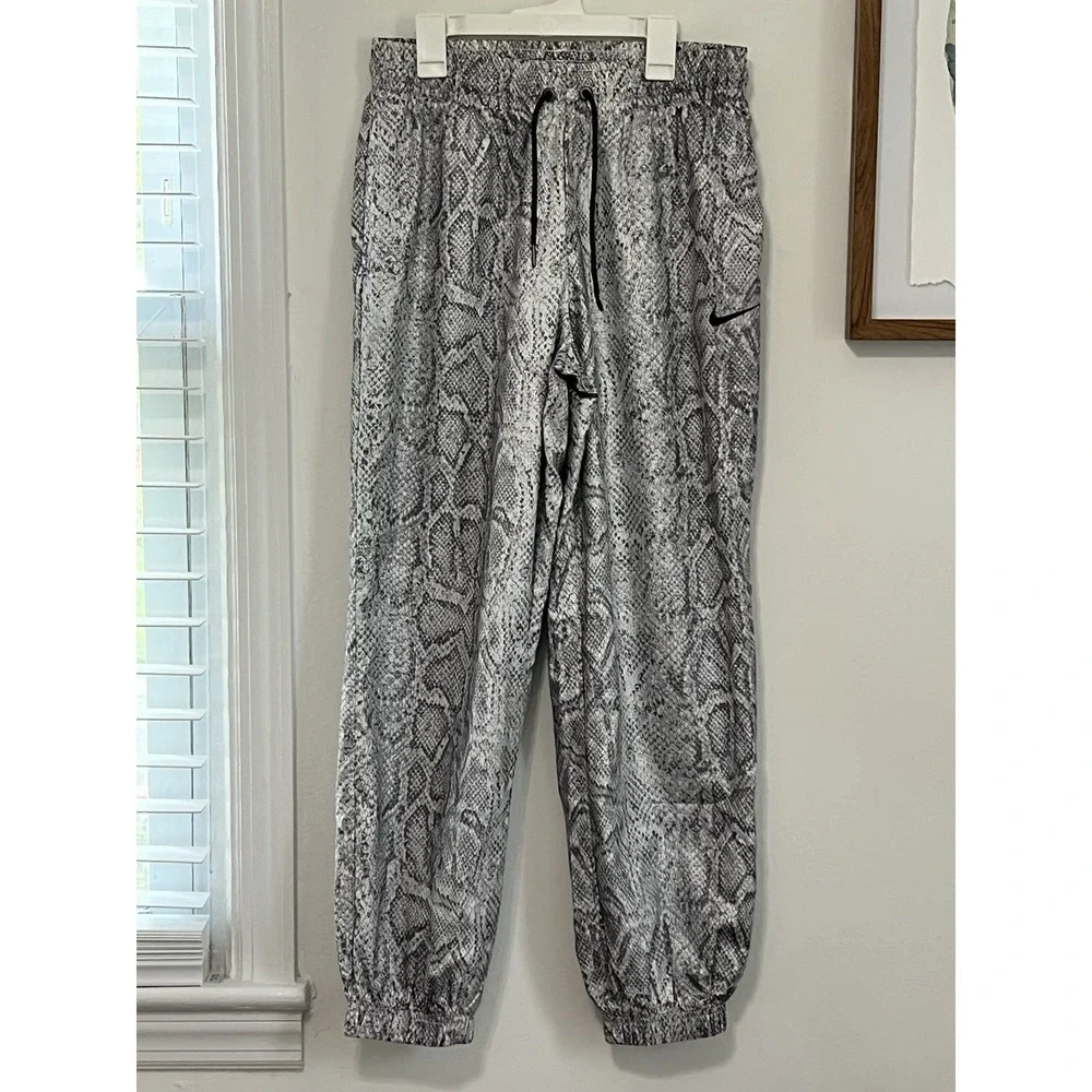 Nike Python Print‎ Jogger Pants Womens White Black Snakeskin Athletic Lounge S